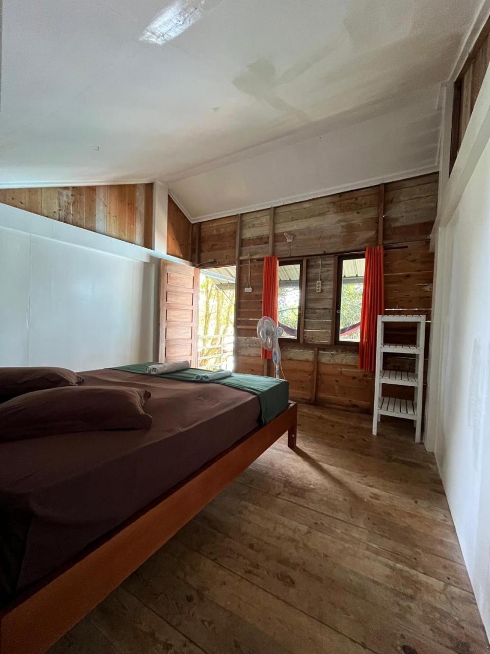 Olala Bungalows And Restaurant Sabang  Buitenkant foto