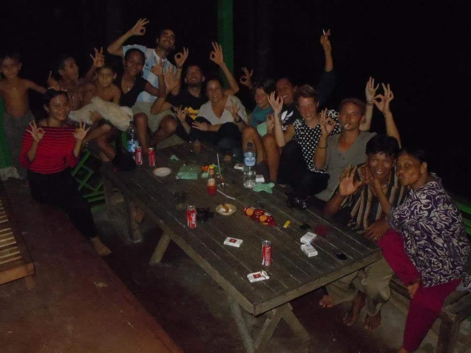 Olala Bungalows And Restaurant Sabang  Buitenkant foto