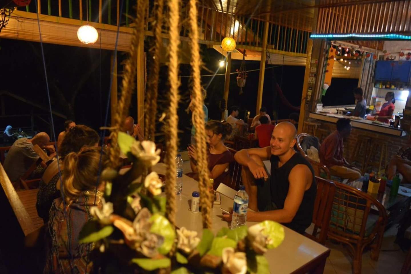 Olala Bungalows And Restaurant Sabang  Buitenkant foto