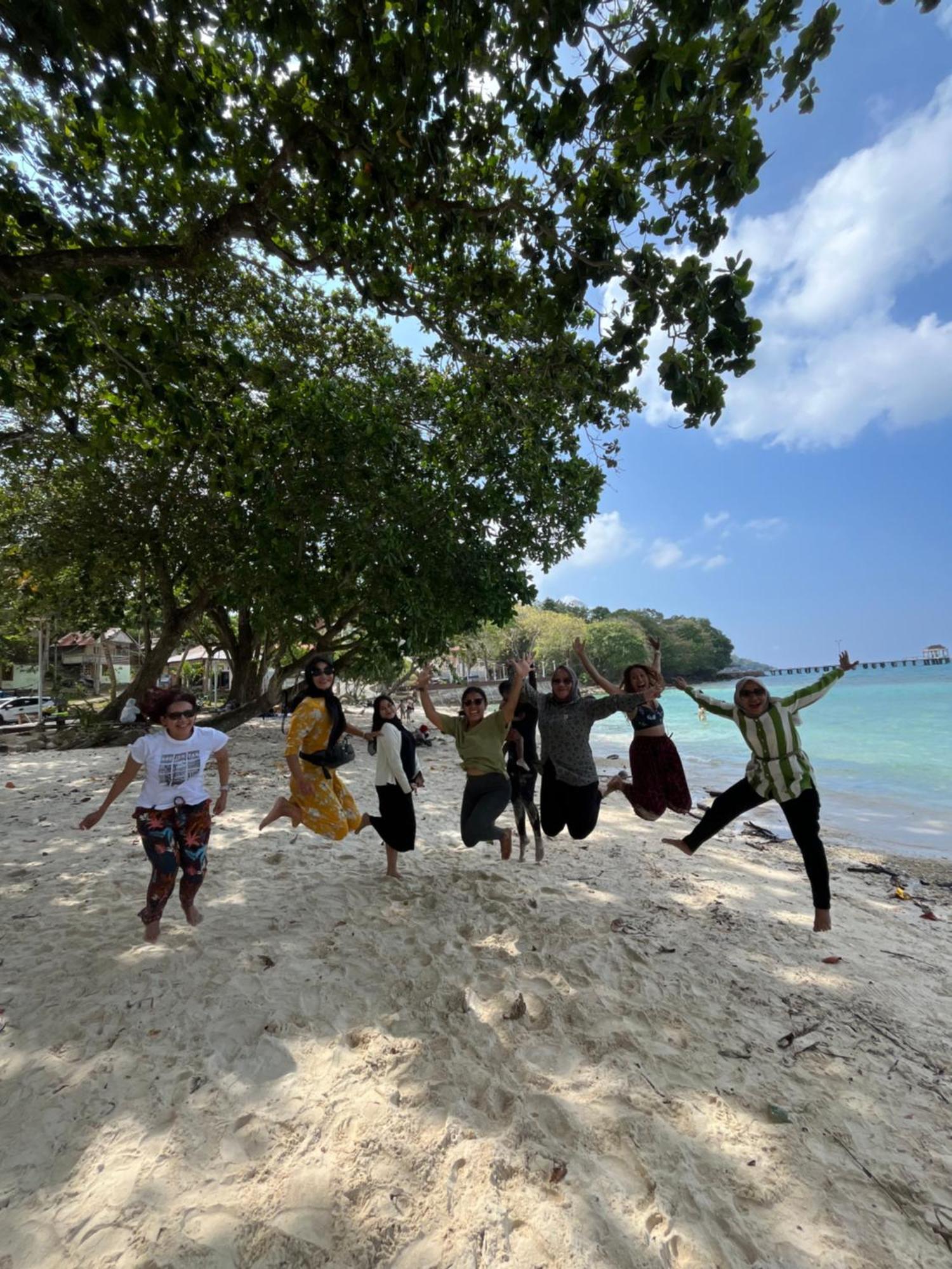Olala Bungalows And Restaurant Sabang  Buitenkant foto